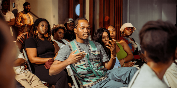 Open Call: G.A.S. Critical Writing Workshop